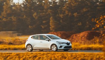 Lato 2026: ile kosztuje kompleksowy przegląd samochodu przed podróżą i na co należy zwrócić uwagę - ilustracja